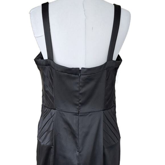 Calvin Klein Black  Stretch Satin Sleeveless Sheath Dress Size 12 Cocktail Party - Picture 6 of 10
